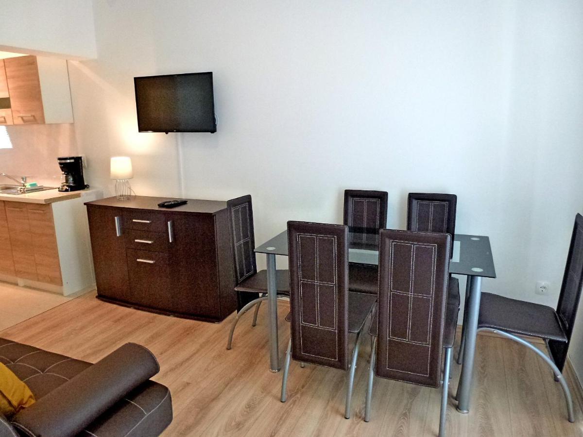 Apartment Ruza Njivice Bagian luar foto