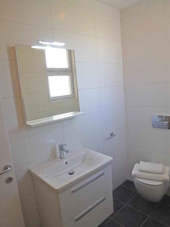Apartment Ruza Njivice Bagian luar foto